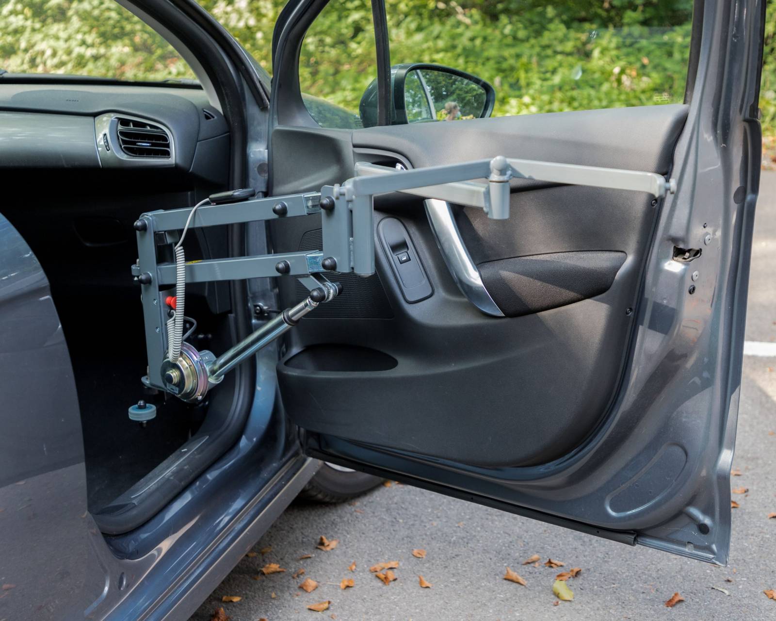 Adaptation type soulève personne sur St Etienne département de la Loire et sur Lyon