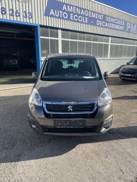 Peugeot Partner 1.6 BlueHDi d’occasion – 119 000 km – fiable à  Saint-Étienne