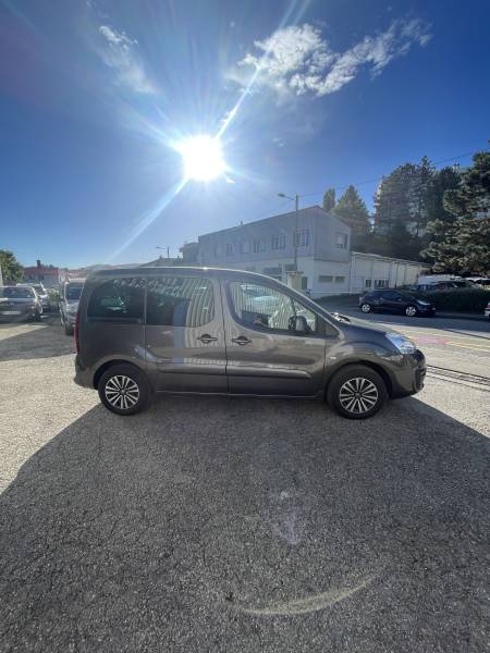 Peugeot Partner 1.6 BlueHDi d’occasion – 119 000 km – fiable à  Saint-Étienne