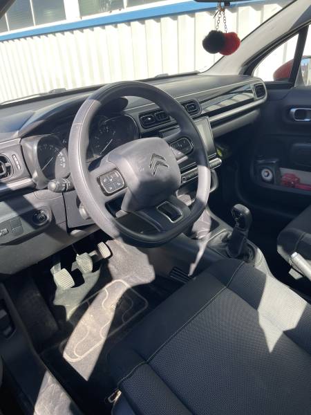 Citroën C3 III 1.5 BlueHDi 102 cv à  Saint-Étienne