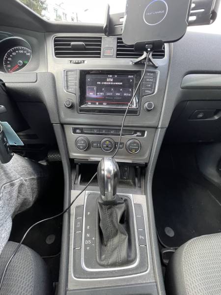 Volkswagen Golf 7 VII 5 Portes 1.6 TDI 16V BlueMotion DSG7 S&S 105 cv – Véhicule adapté PMR avec équipements spécialisés
