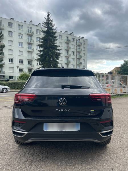 Volkswagen T-Roc avec frein poussé main droite et gâchette accélérateur intégrée directement sur le dispositif