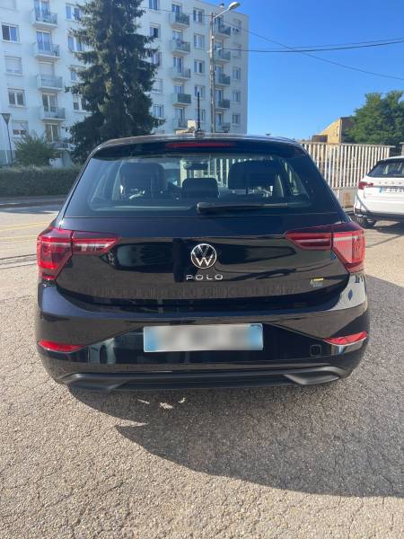 Volkswagen Polo équipée d’une télécommande multifonctions PV1009 pour conduite adaptée