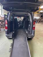 Décaissement Citroën Berlingo TPMR avec rampe d’accès dans l’Ain