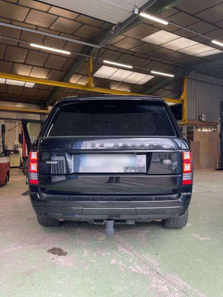 Acheter un K5 et un frein baissé main droite à Saint-Etienne chez CS Autos Concept Range Rover avec K5 et frein baissé main droite à Saint-Etienne 