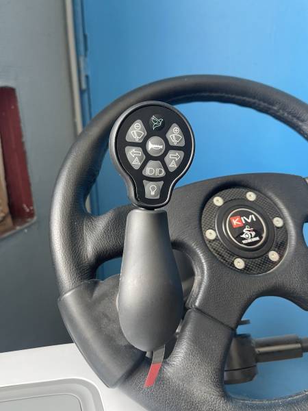 Télécommande multifonctions ergonomique PV 1009