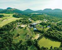 Parc scientifique et ludique sur les volcans, entièrement accessible aux personnes à mobilité réduite (PMR)